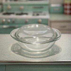 Vintage 1940s Pyrex Clear Glass Covered Casserole Dish – Model 022 & Lid 682-C